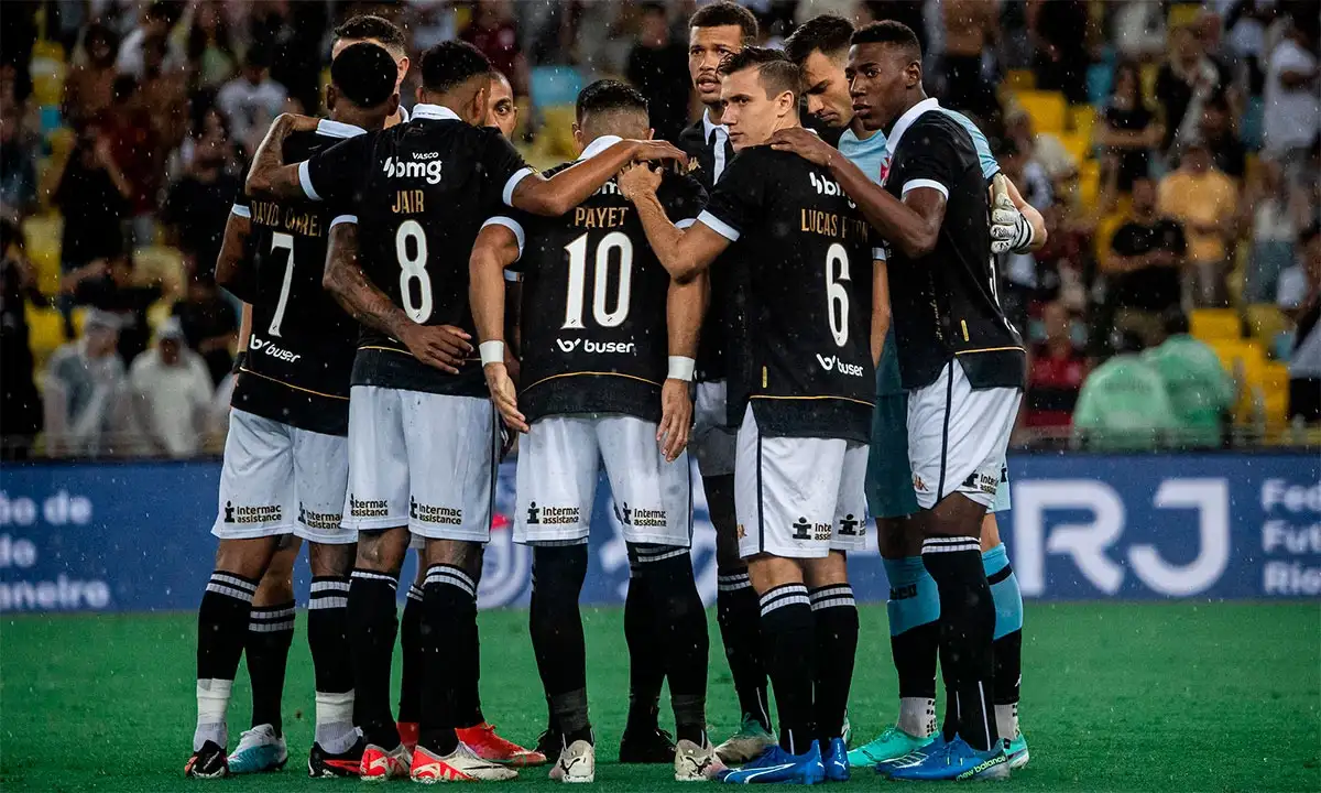 Apakah Itu Peraduan dalam Bola Sepak?